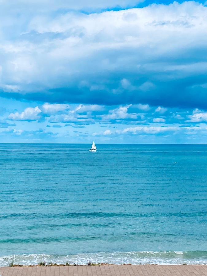 Horizon 235 Appartement Glenelg Buitenkant foto